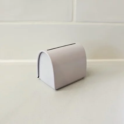 Razor Blade Disposal Tin - Image 3