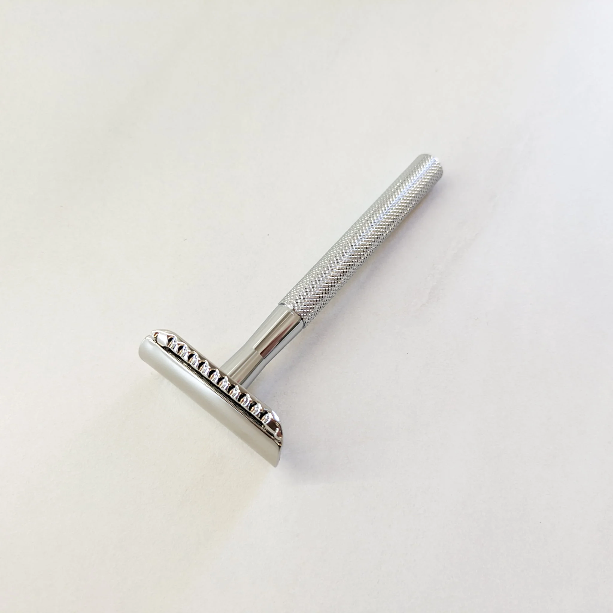 Plastic-Free Safety Razor - Chrome - Image 2